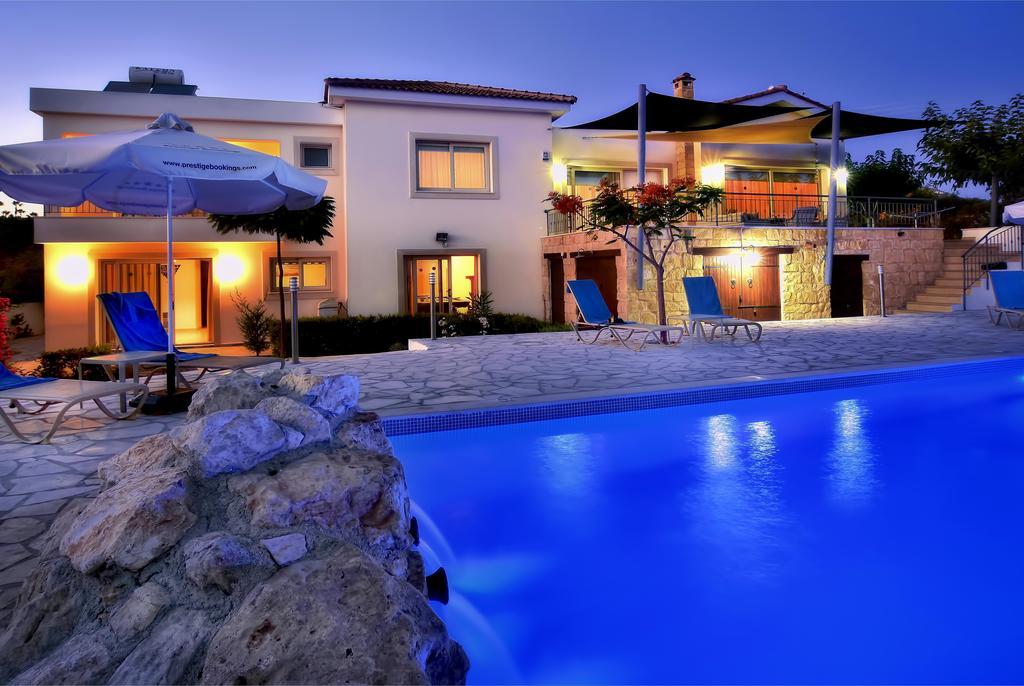 Dionysos Villa Peyia Extérieur photo