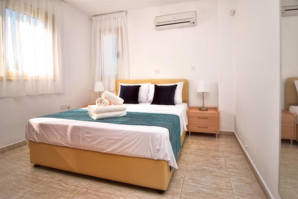 Dionysos Villa Peyia Extérieur photo